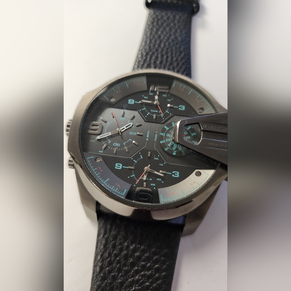 Diesel Watch - Mint Conditon - Picture 10 of 11